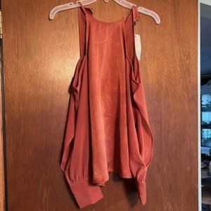 NWT Strut & Bolt Cold Shoulder Burnt Orange Blouse size xs